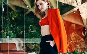 Zoey Deutch - Instagram`s favorite blonde in red bra